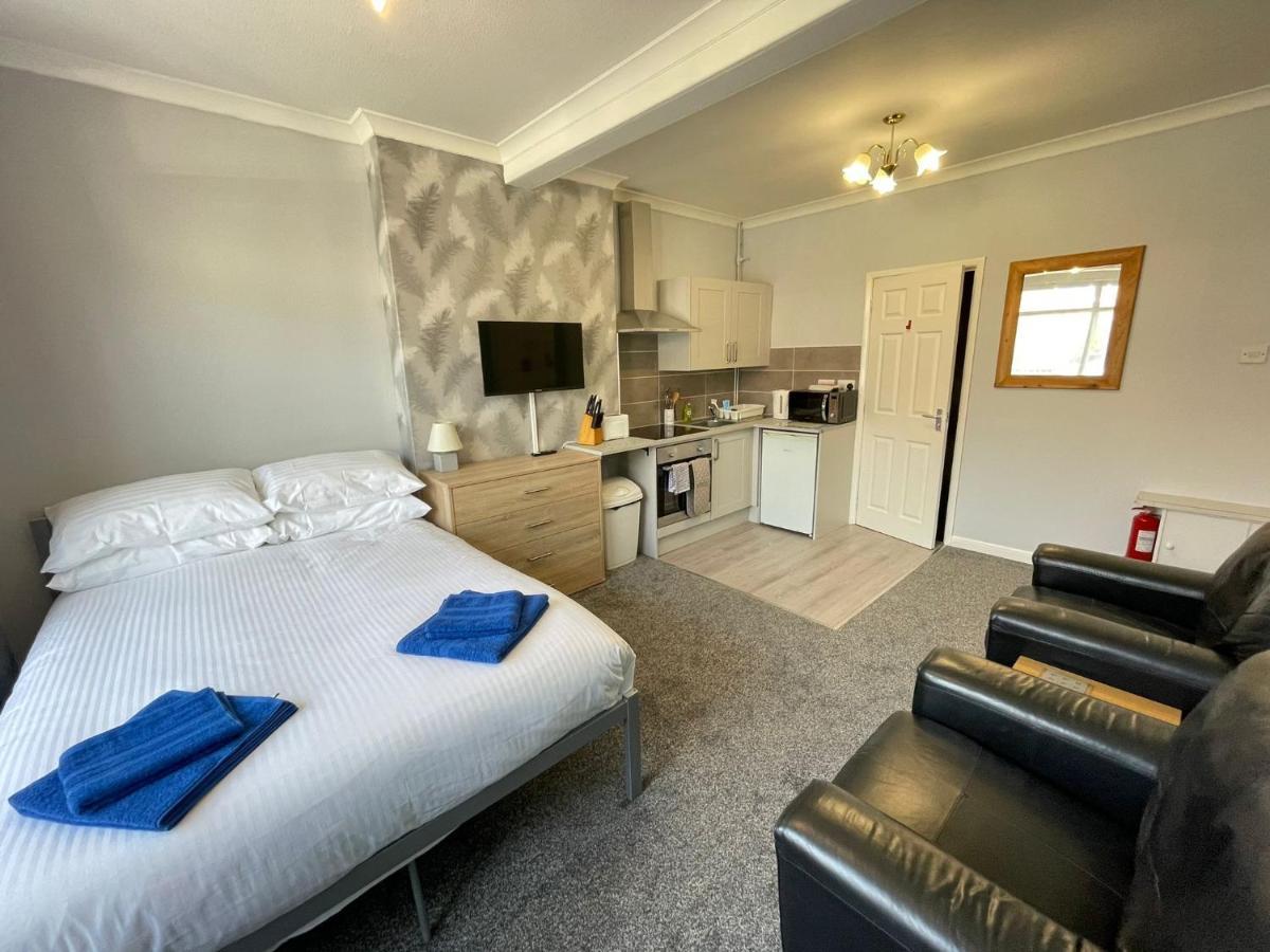 Large Ground Floor Studio Holiday Apartment Skegness - Flat 12 Bagian luar foto