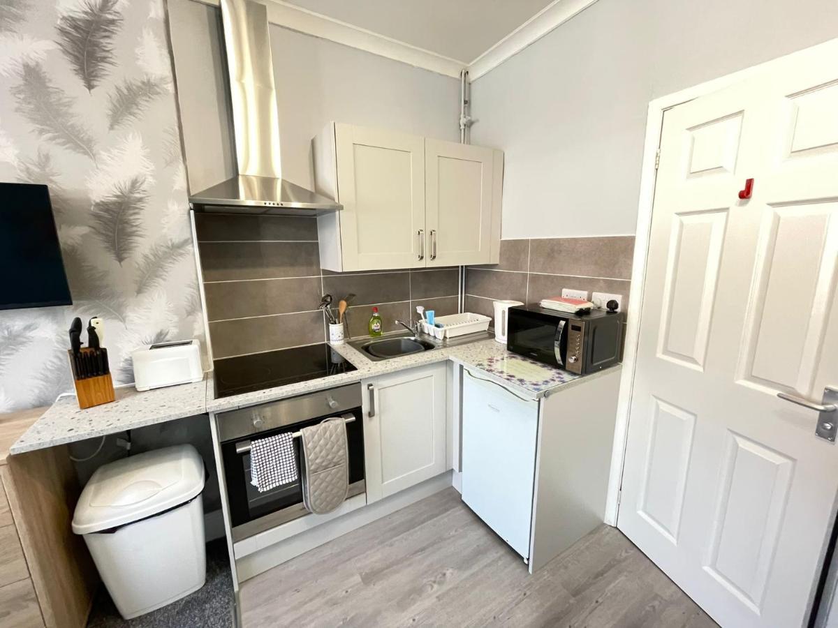 Large Ground Floor Studio Holiday Apartment Skegness - Flat 12 Bagian luar foto