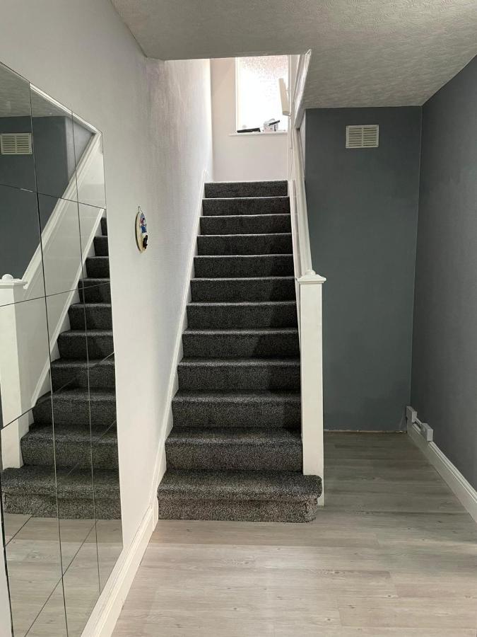 Large Ground Floor Studio Holiday Apartment Skegness - Flat 12 Bagian luar foto