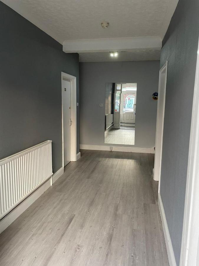 Large Ground Floor Studio Holiday Apartment Skegness - Flat 12 Bagian luar foto